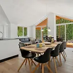 Hébergement de vacances 4 Bedroom Stunning In Neksø