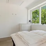 4 Bedroom Stunning In *