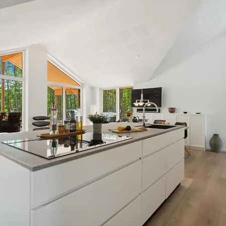 4 Bedroom Stunning In Vakantiehuis *