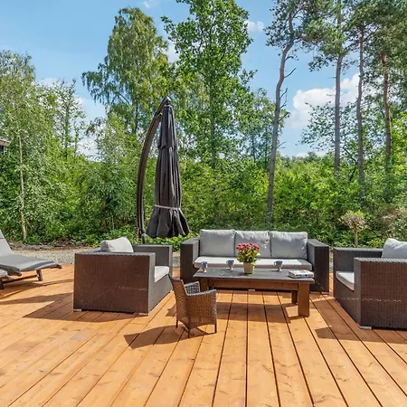 4 Bedroom Stunning In Hébergement de vacances *